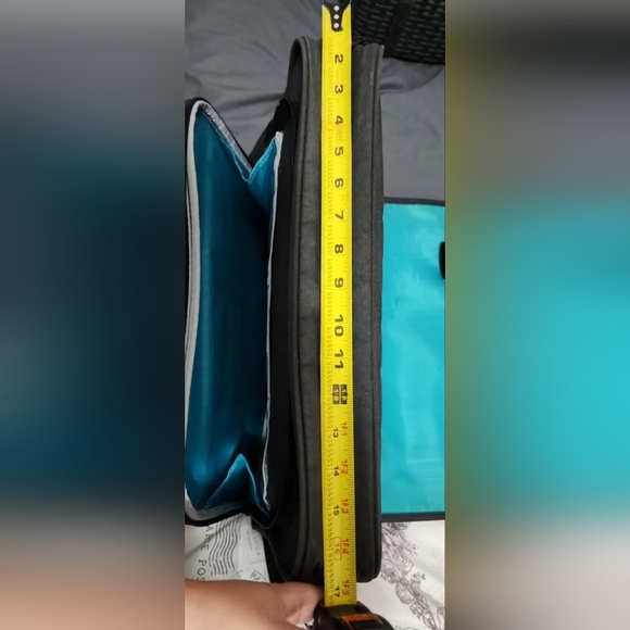 Laptop Bag Kroser for 17 inch laptops (used, good condition, no box nor tags) - Picture 11 of 13